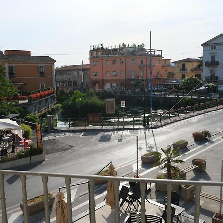In Centro Rooms And Apartments Isola di Liri Exterior photo