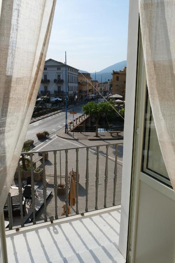 In Centro Rooms And Apartments Isola di Liri Exterior photo
