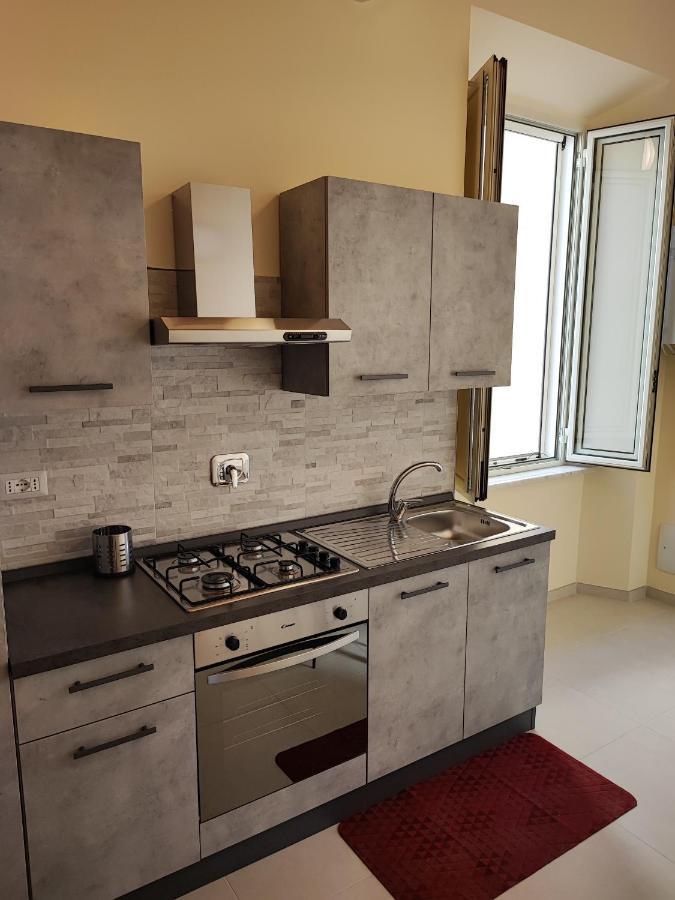 In Centro Rooms And Apartments Isola di Liri Exterior photo