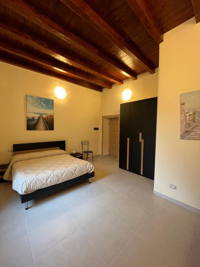 In Centro Rooms And Apartments Isola di Liri Exterior photo